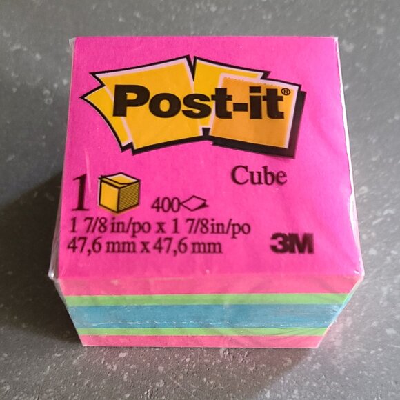 3M Post-It Cube (Pink, Green, Blue) - Picture 1 of 3